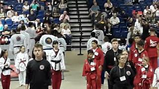 Dando inicio al evento de Taekwondo en el Convention Center de Bradenton