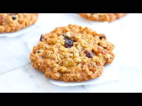 How to Make Soft and Chewy Oatmeal Raisin Cookies - Oatmeal Cookie Recipe How to Make Soft and Chewy Oatmeal Raisin Cookies - Oatmeal Cookie Recipe