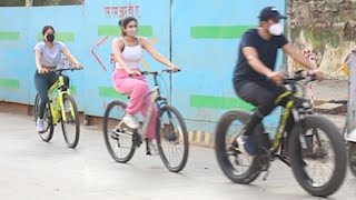 Janhvi Kapoor & Khushi Kapoor With Friends Spotted Cycling At Lokhandwala Back Road