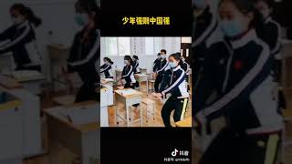 中国某校上课前学生练太极拳-太优美