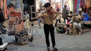 2021/02/07 小提琴家🎻林子安 動人詮釋 吳青峰-燕窩 [cover] 林子安 YouTube MV 力作，街頭展演，回饋樂迷粉絲❤，欲睹精彩MV，請訂閱林子安 YouTube 頻道。