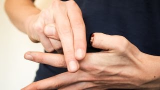 HOW TO REMOVE YOUR FINGER - MAGIC TRICK