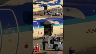 ベルトローダー離脱、カーゴドア･クローズ！【1.5倍速】ANA WINGS Bombardier DHC-8-402Q Dash 8 大阪国際（伊丹）空港 #Short