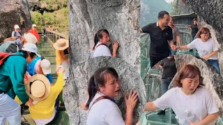 🤣 Terrified Tourists' Reactions to Glass Walkway that Cracks on Weight | Funny Moments