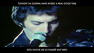 Queen - Don't Stop Me Now (Lyrics In Spanish & English / Letras en Inglés y en E