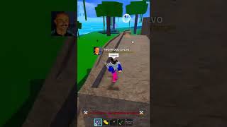 PVP contra um INICIANTE valendo uma FRUTA DE 1M no Blox Fruits 🤣