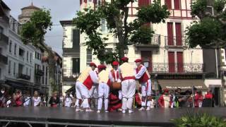 Danse traditionnelle des 7 provinces Basques - Fandango de la province de Guipúzcoa