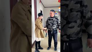 小样儿，我就不信治不了你… 看一遍笑一遍 军哥凤姐