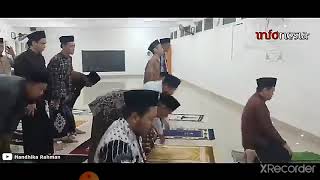 ASTAGFIRULLAH! Deretan Shalat Tarawih Tercepat di indonesia.     liat deskripsi