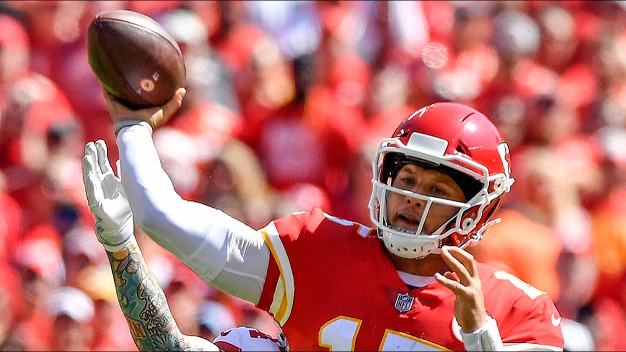 Chiefs Patrick Mahomes Closing In On Len Dawson's Touchdown Record ...