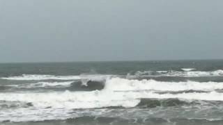 大橋海人プロ、ベトナム、ダナンでサーフィン！Pro surfer Kito Ohashi surfs @ Danang, Vietnam