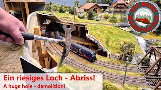 A HUGE hole in our model railway? 🔨 The radical conversion begins - Build a model railroad H0 1/87