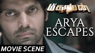 Arya Escapes - Meaghamann | Scene | Arya, Hansika Motwani | S.S.Thaman