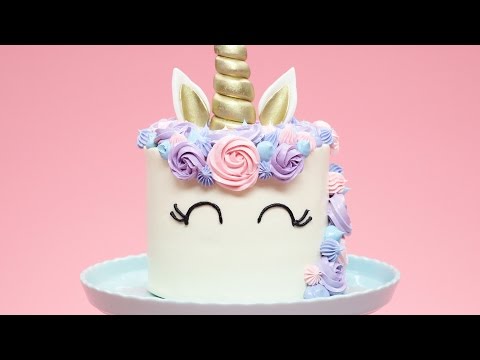 HOW TO MAKE A UNICORN CAKE - NERDY NUMMIES HOW TO MAKE A UNICORN CAKE - NERDY NUMMIES