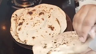 एक बार में तवे पे सात रोटियां कैसे बनाएं/tips & tricks/kitchen tips to make roti/easy recipe