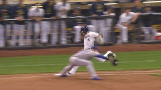 LAD@MIL: Braun's RBI single stands in 8th inning