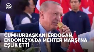 Cumhurbaşkanı Erdoğan Endonezya'da Mehter Marşı'na eşlik etti