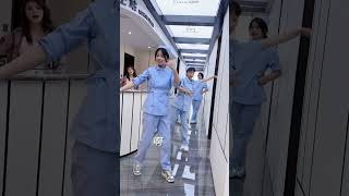 小琪你不要笑 #dance #nurses #护士跳舞 #chinesedance  #shortsvideo