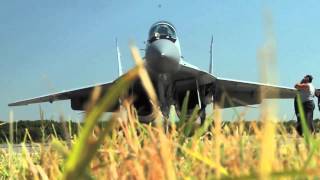 EKSKLUZIVNO: Intervju sa posadom ruskog aviona MiG-29M2 (HD)