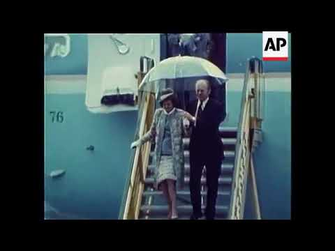 Joe Biden Falls Three Times Stumbling Up Stairs Of Air Force One | The ...