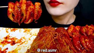 ASMR MUKBANG EATING SHOW spicy noodles korean food zachchoi  먹방 매운 라면 #ASMR #shorts #YoutubeShorts