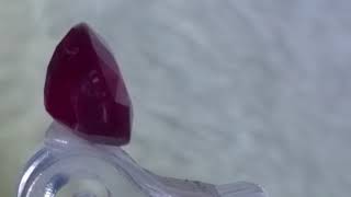 BEAUTIFUL 4.21ct NATURAL BLOOD RED OVAL RUBY