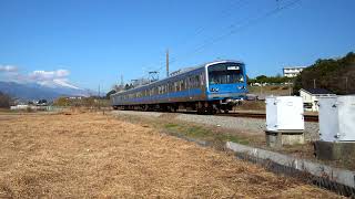 [三島]伊豆箱根鉄道3000系電車3505F編成と富士山 2022.12.29.