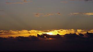 TimeLapse813 【朝日と雲】 日の出  朝焼け   雲のタイムラプス動画