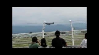 ＲＦ4ファントム偵察機帰投　2015小松基地航空祭