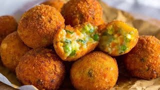 केवल 1 कच्चे आलू से नया गरमा गरम कुरकुरा नाश्ता जो भी खाए खाता ही जाए | Crispy kacche aalu ka nashta