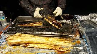 首爾夜市美食 一 燒鰻魚  Food in Seoul Night Market -  Grilled Eel