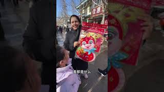 巴鐵媳婦置辦年貨，第一次感受過年氛圍超激動：給外國家人也看看！#中外家庭 #外國媳婦 #巴基斯坦老婆 #歡笑中國年