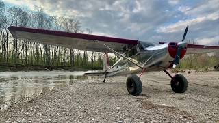 Cessna 172 lands in the river