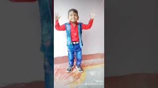 DHAN KATWATI HU BOJHA BANWATI HU ( cute brother video )