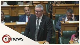 Kelvin Davis apologises to ACT's Chhour over Māori comments