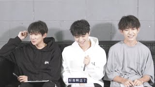 【TFBOYS 王俊凱】TFBOYS六歲的第一天 小黑屋特別企劃上線😁😁😁 猜歌 接龍 默契大考驗 最後還做了個蛋糕🎂 【Karry Wang Junkai】