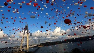 Felavatták a világ legnagyobb függőhídját