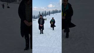 Cricket in Snow ⛄️ #agastayakhurana #cricket #snow #kashmir