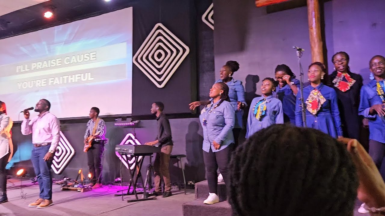 Watoto Church Entebbe Knows How To Praise Youtube