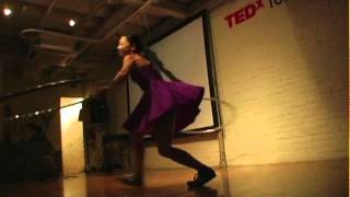 Hoop Dance: Ayumi at TEDxTokyoyz 2011