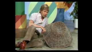 Play School - Noni and John - Turtles