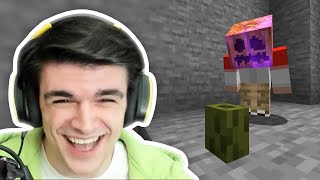 Tommy FELL Into PICKLE PIT And Found FUNNY PICKLE With CURSED PUMPKIN HAT! DREAM SMP