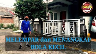 Teknik dasar melempar dan menangkap bola kecil dalam permainan bola kasti