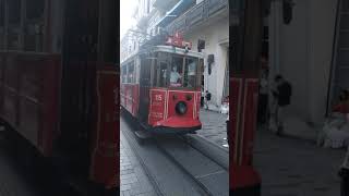 İstiklal caddesinde mini tur #istiklâl #taksim #istanbul #Türkiye