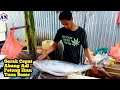 Gerak Cepat Abang Adi Potong Ikan Tuna Besar Pesanan Warung Makan dari Maybrat