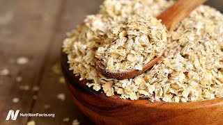 How Does Oatmeal Help with Blood Sugars?