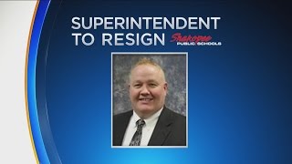 Shakopee Superintendent To Resign Over Credit Card Use