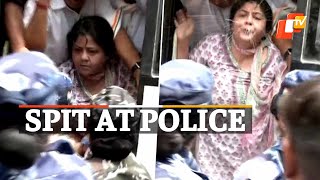 WATCH Congress Leader Netta D'Souza Spitting At Police | OTV News