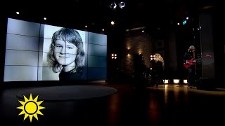 Här hyllar Janne och Pernilla vännen Ted Gärdestad - Nyhetsmorgon (TV4)