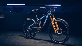 Youn Deniaud's Reign Advanced | 2019 Giant Factory Off-Road Bikes